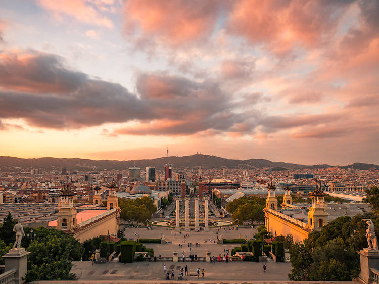 Vista de la ciudad de Barcelona desde Montjuic