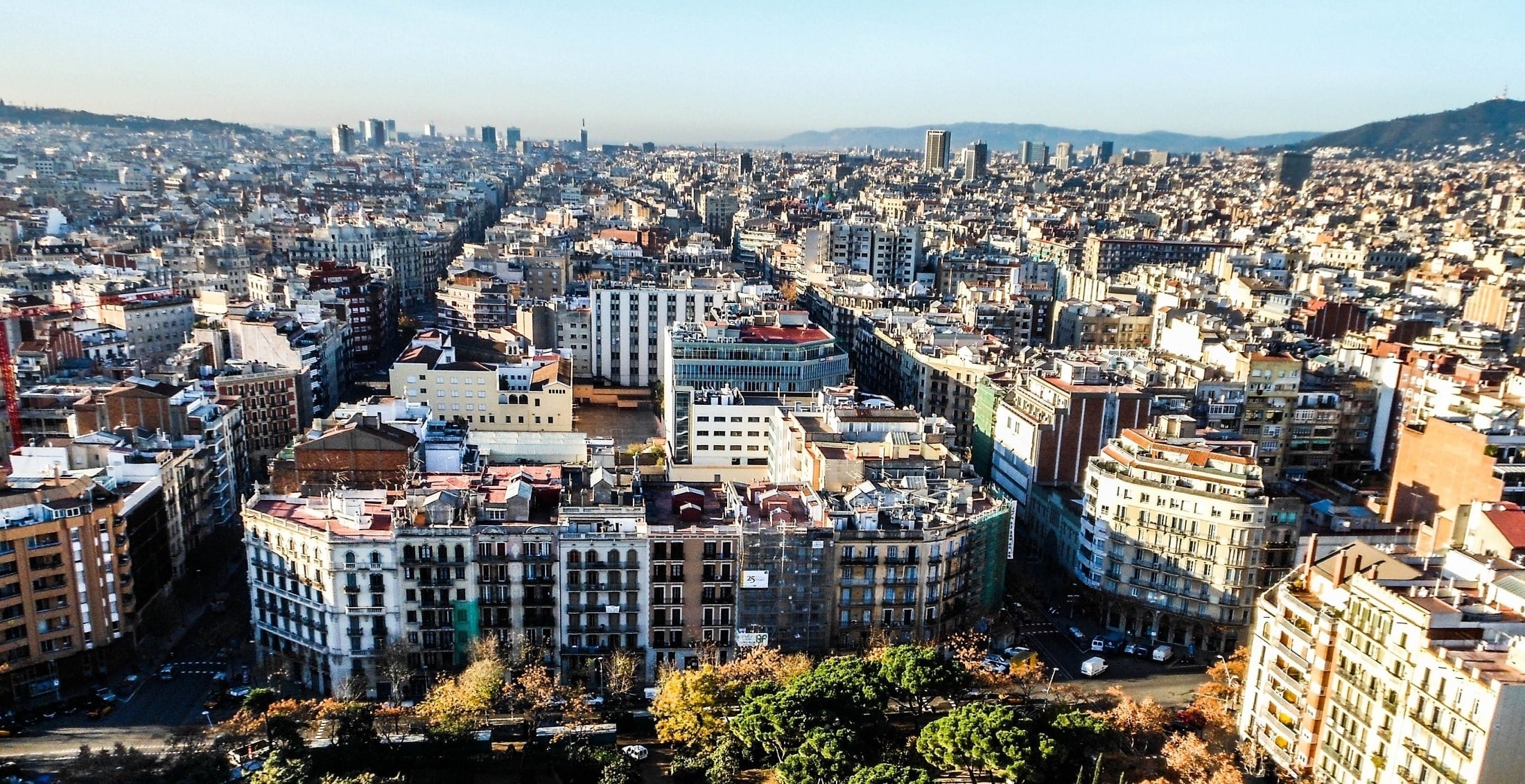 Promotores e inversores inmobiliarios recurren el 30% de vivienda social por paralizar el mercado