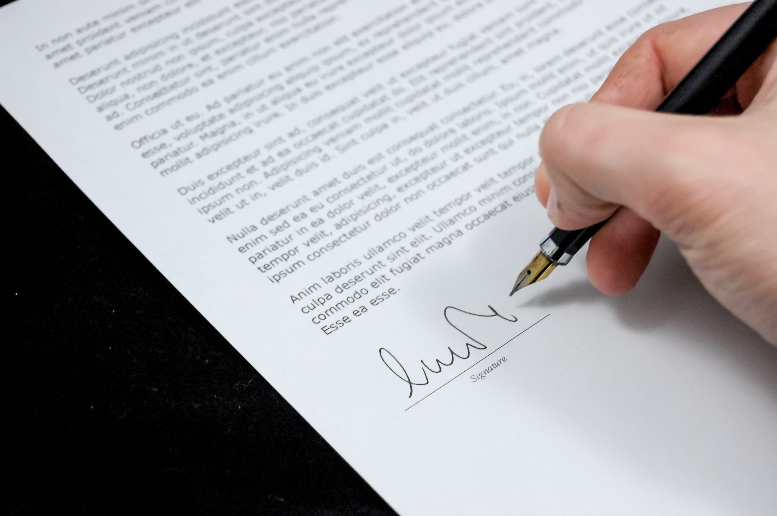 Contrato de alquiler de plazas de garaje