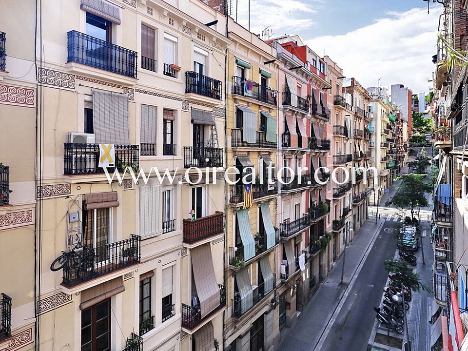 Comprar piso en Poble Sec